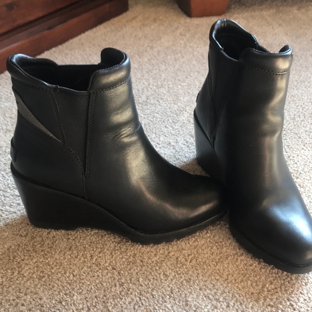 Sorel Wedge Booties